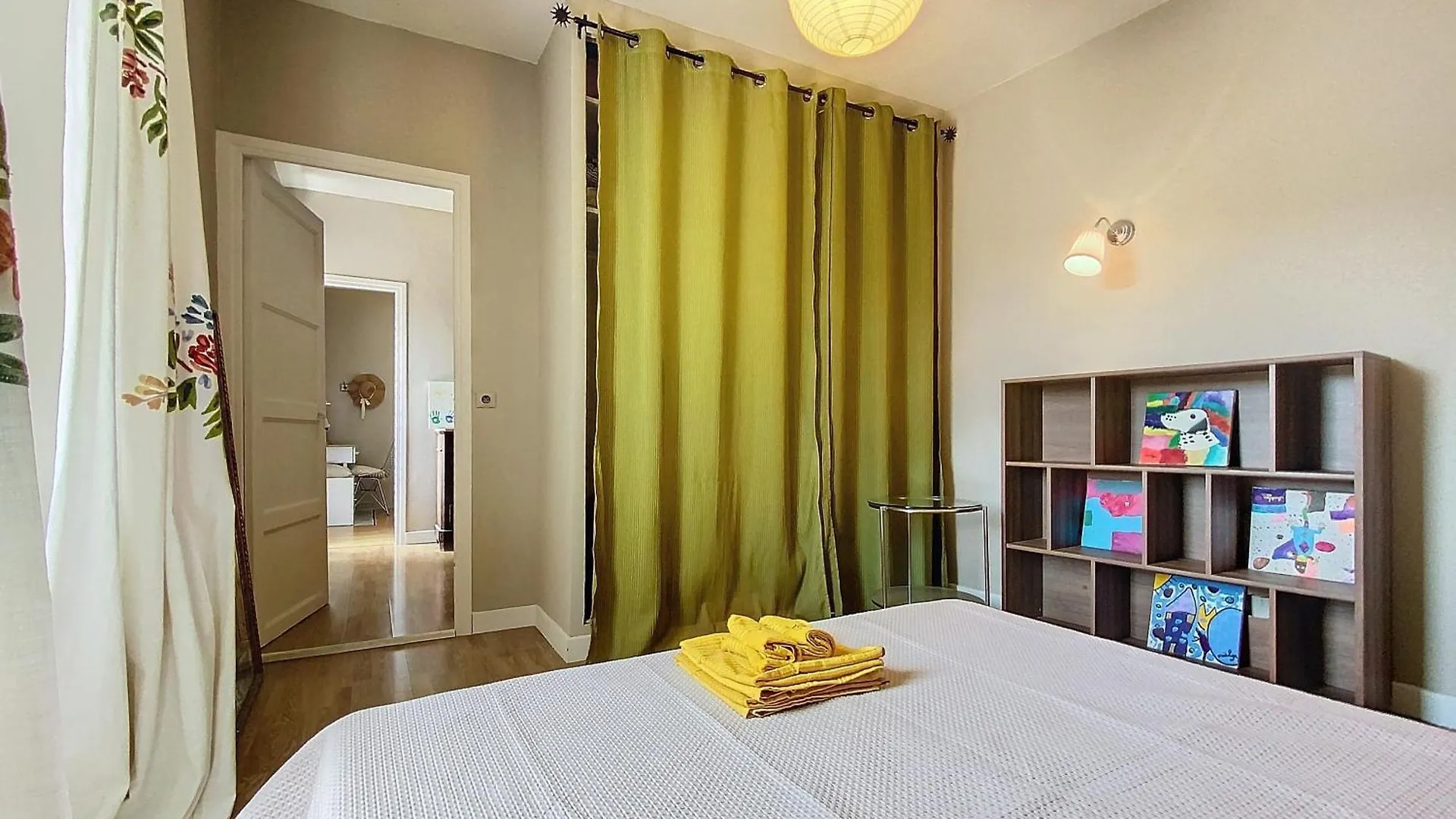 Duplex Des Artistes - Village - La Colle Sur Loup 0*, La Colle-sur-Loup France